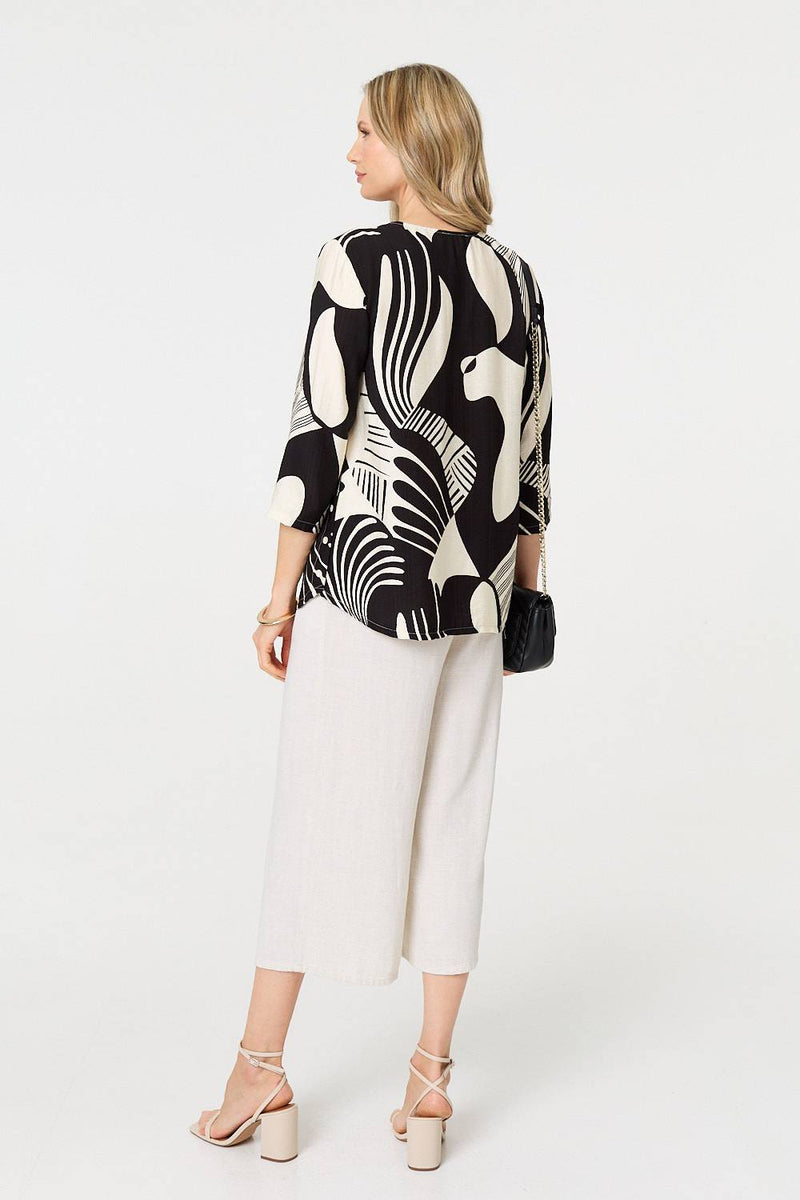 Abstract 3/4 Sleeve Button Detail Blouse